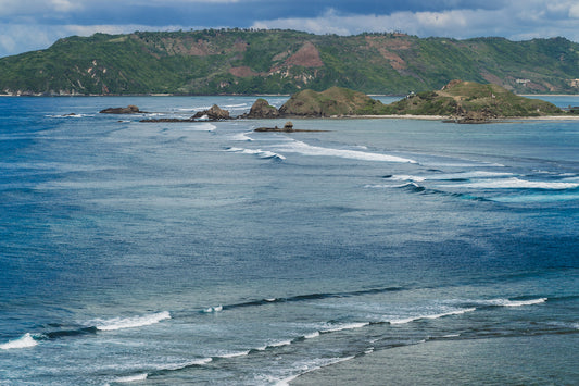 Chasing the Perfect Wave: Iconic Surf Spots Around the Globe
